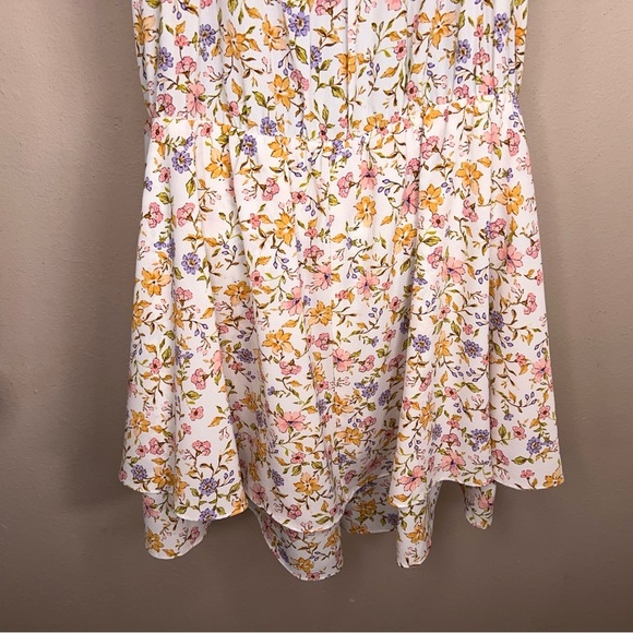 Juniors XL City Triangles White Purple Yellow Floral Romper Lightweight Stretch - Picture 10 of 15